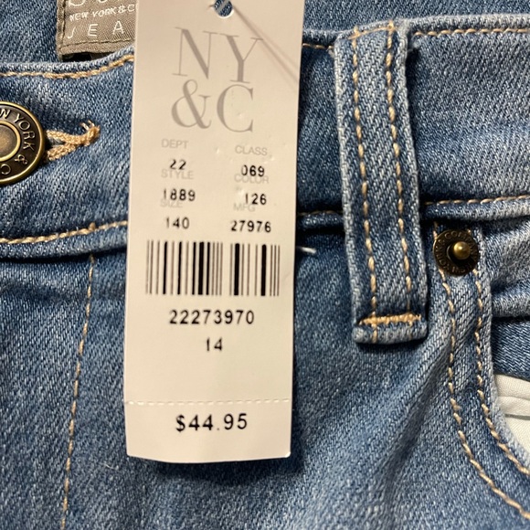 Soho Women’s Boyfriend 4” Shorts Sz 14 NWT - Picture 3 of 5